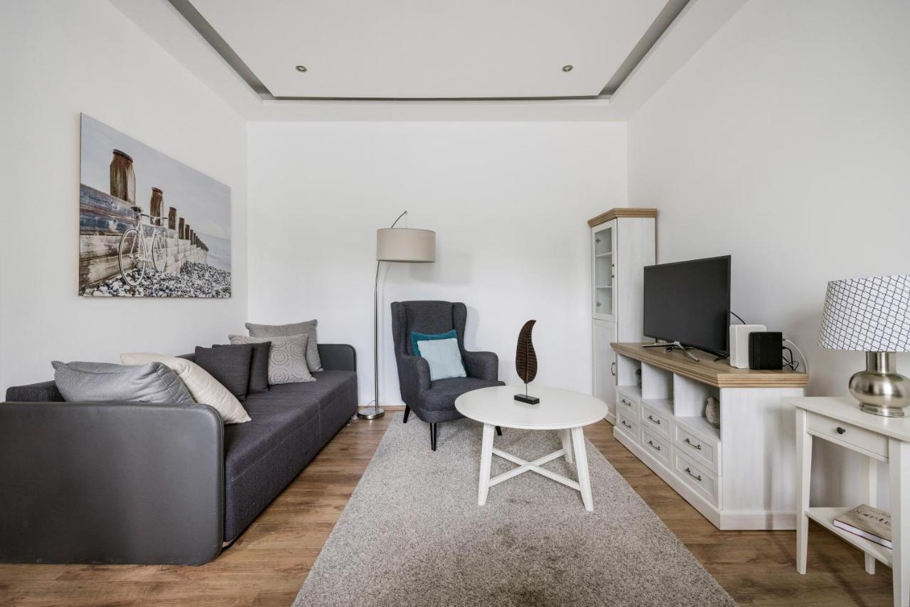 Cozy&stylish In The Ruin Bar Area Apartment